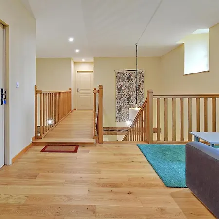 Dom wakacyjny Petit Marigny - Belle Maison Pour 10 Voyageurs *