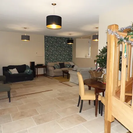 Petit Marigny - Belle Maison Pour 10 Voyageurs Alexain